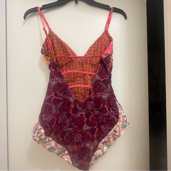 Maaji Reversible One Piece Swimsuit - Picture 3 of 12